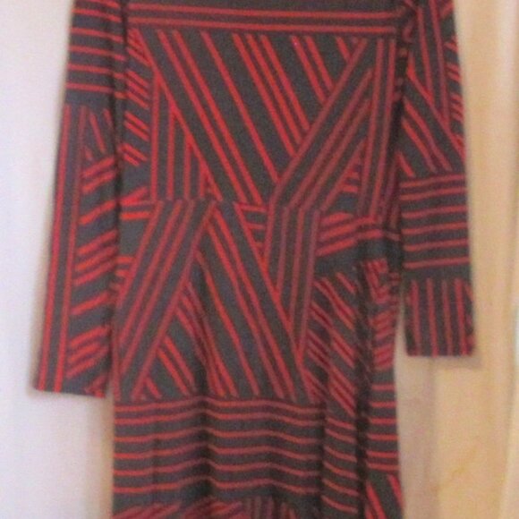 Nine West Faux Wrap Dress, Black and Red Zig Zag Print, Size 16, E231 - Picture 10 of 10